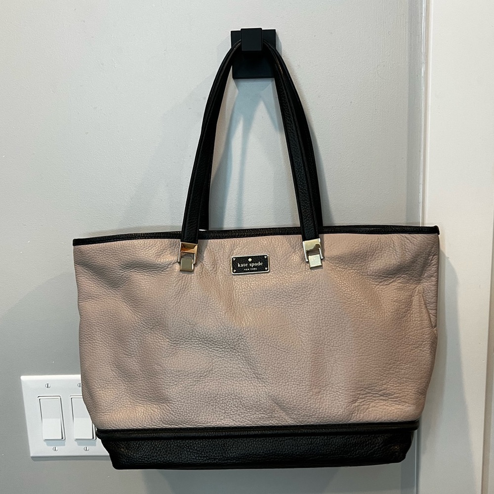 Kate Spade Classic Tote Bag ♠️